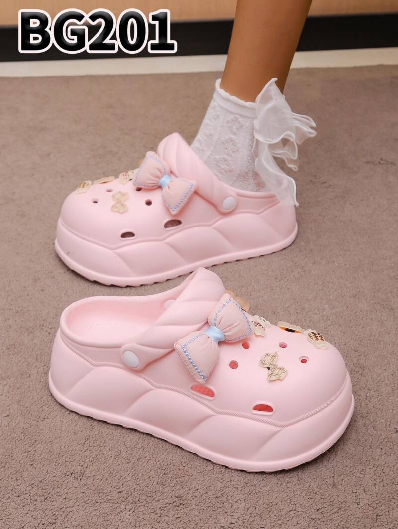 Klapki damskie Roz 36-41 / 12 par 1